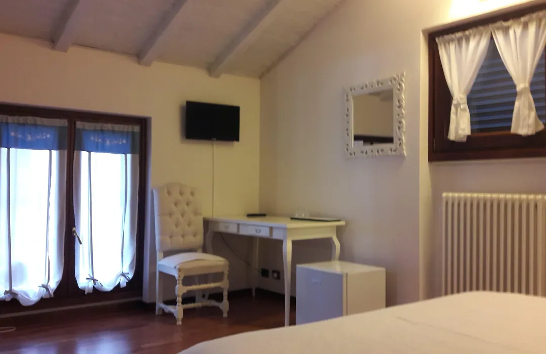 B&B Como Lake Cottage-1